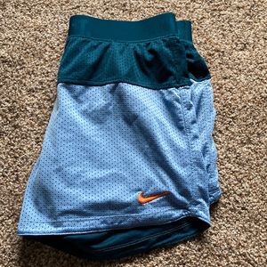 Women’s Nike reversible basketball shorts